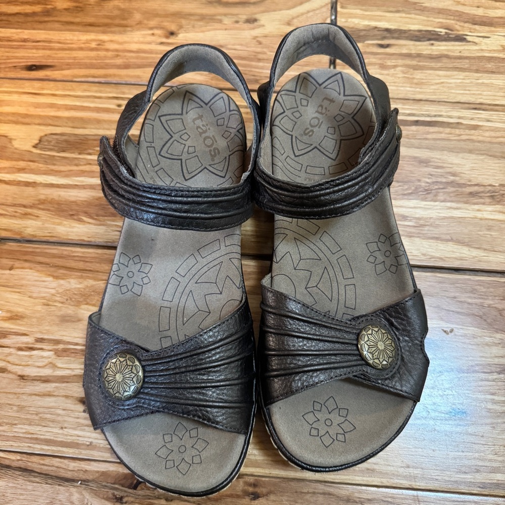 Taos Escape Sandals Women's Size 7 Brown Leather Comfort Wedge Ankle Strap - Picture 9 of 9